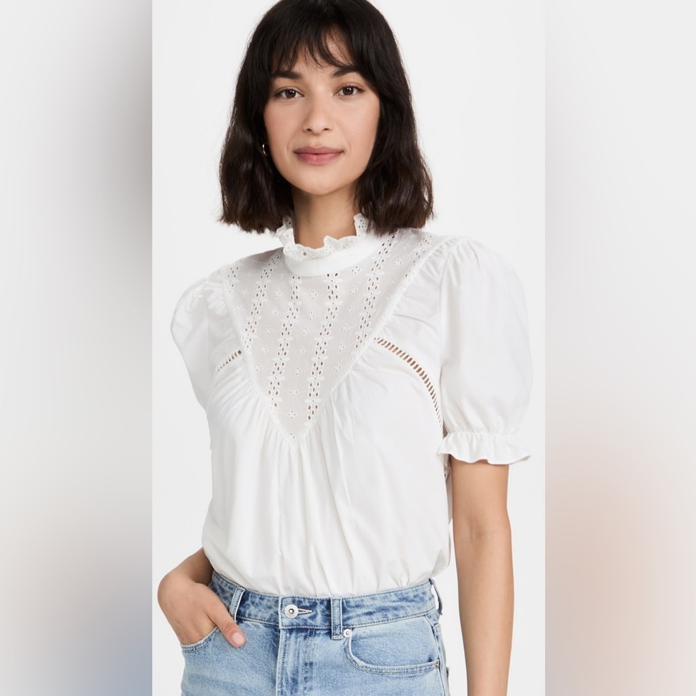 English Factory, 100% Cotton
Short Sleeve Lace Yoke Blouse, Size S